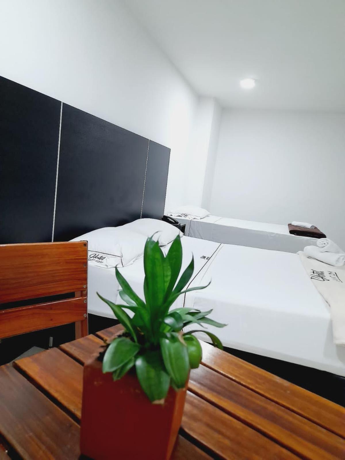 Hotel Saint John Medellín Extérieur photo