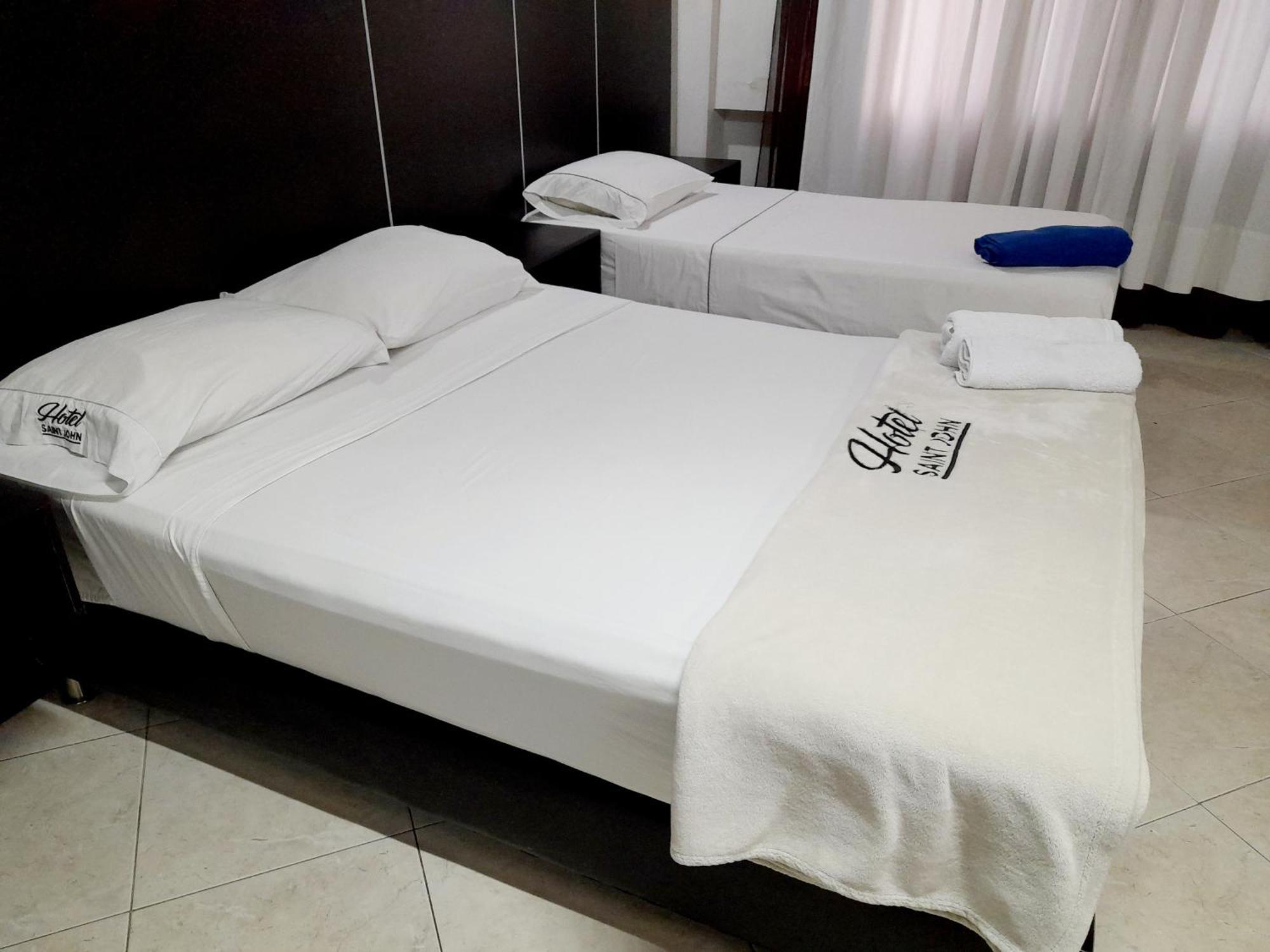 Hotel Saint John Medellín Extérieur photo