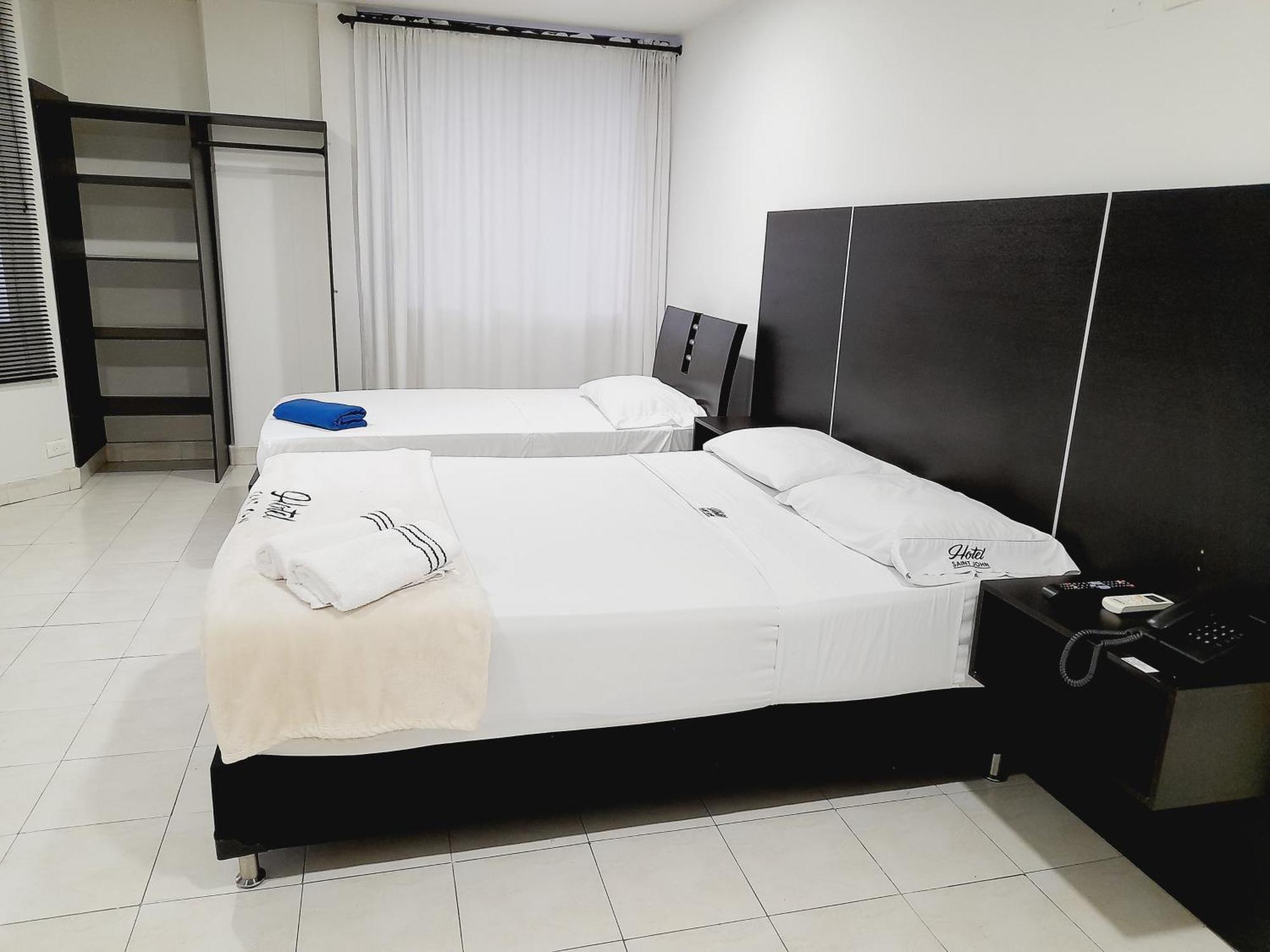 Hotel Saint John Medellín Extérieur photo