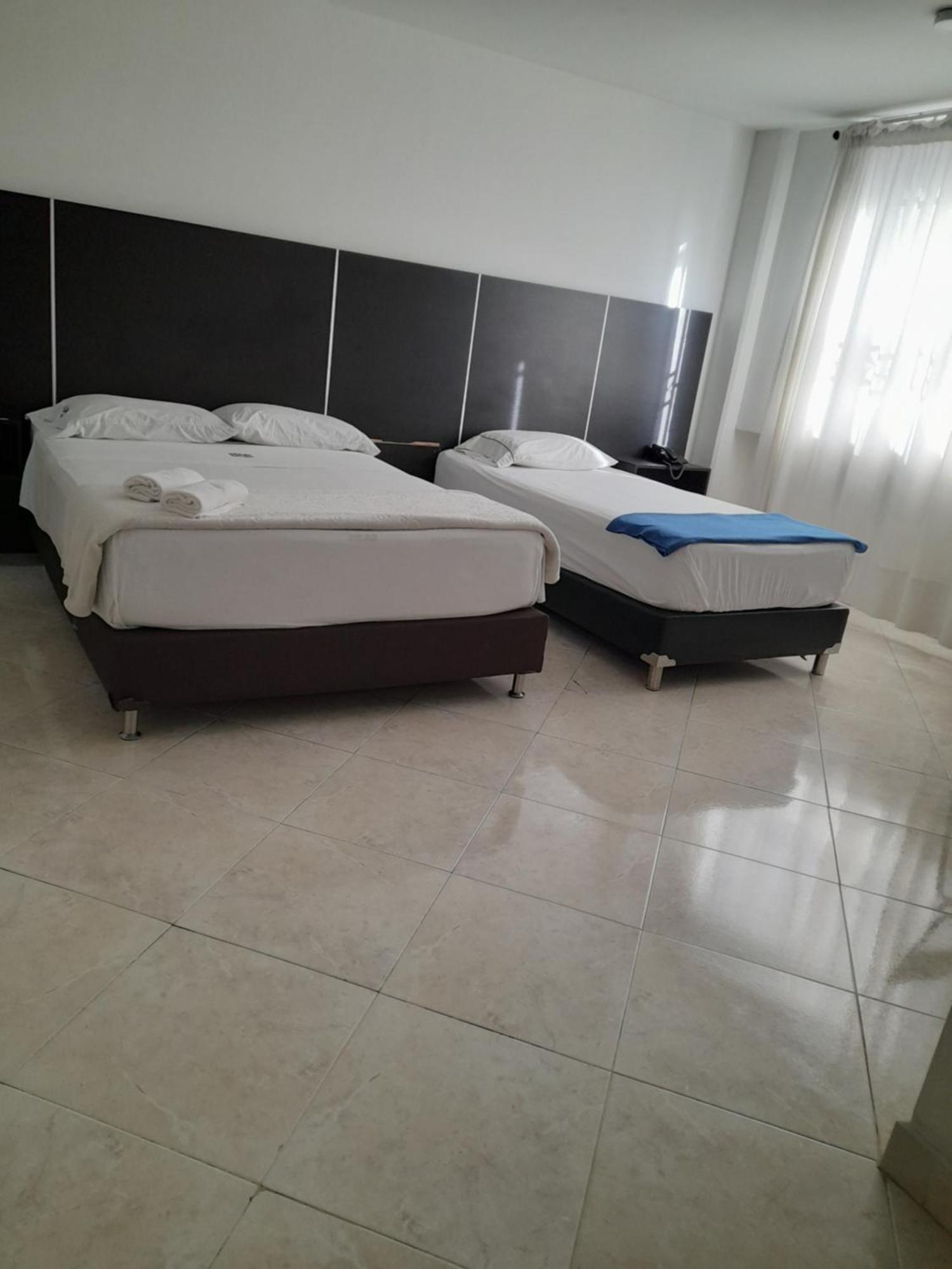 Hotel Saint John Medellín Extérieur photo