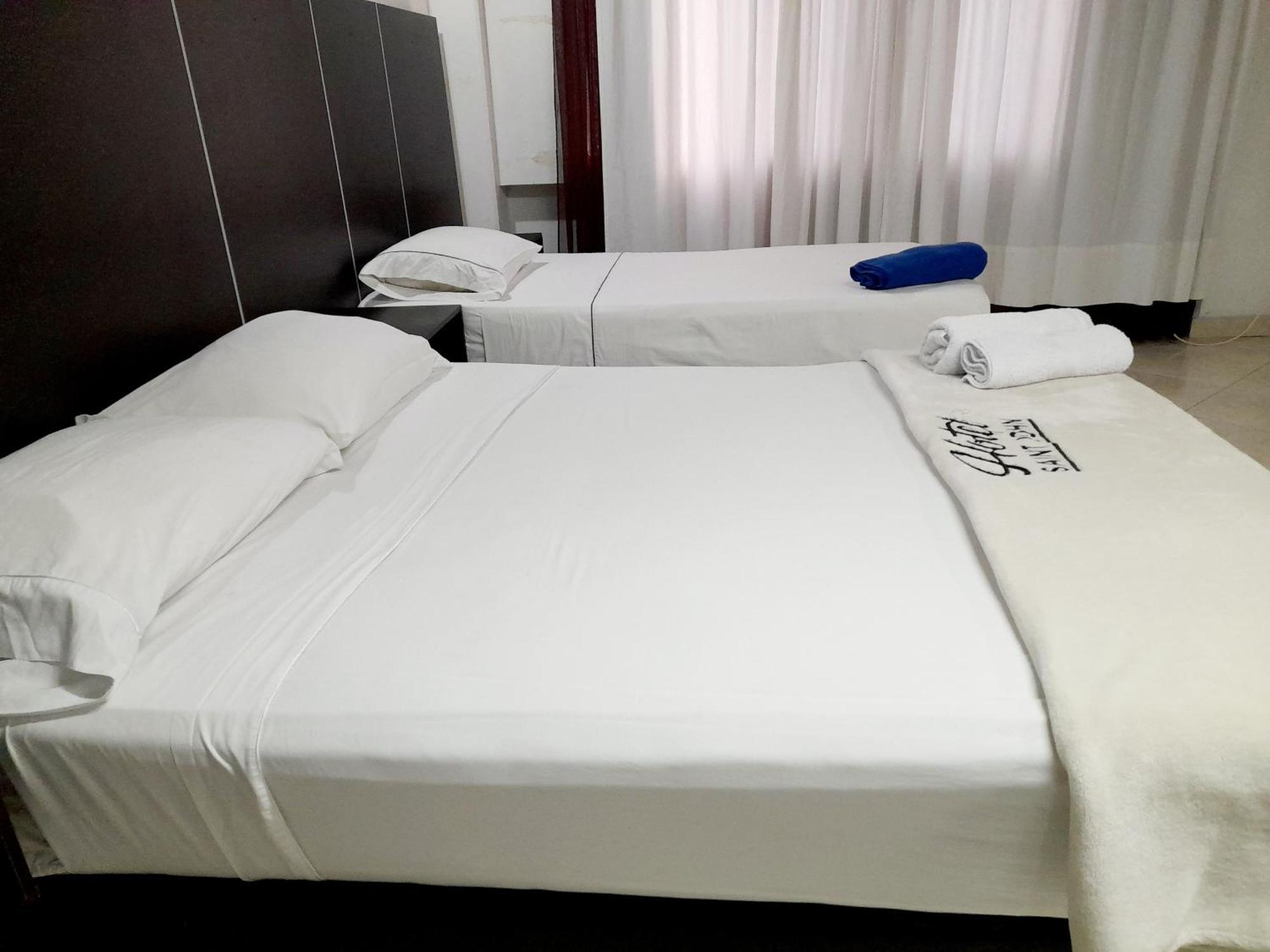 Hotel Saint John Medellín Extérieur photo