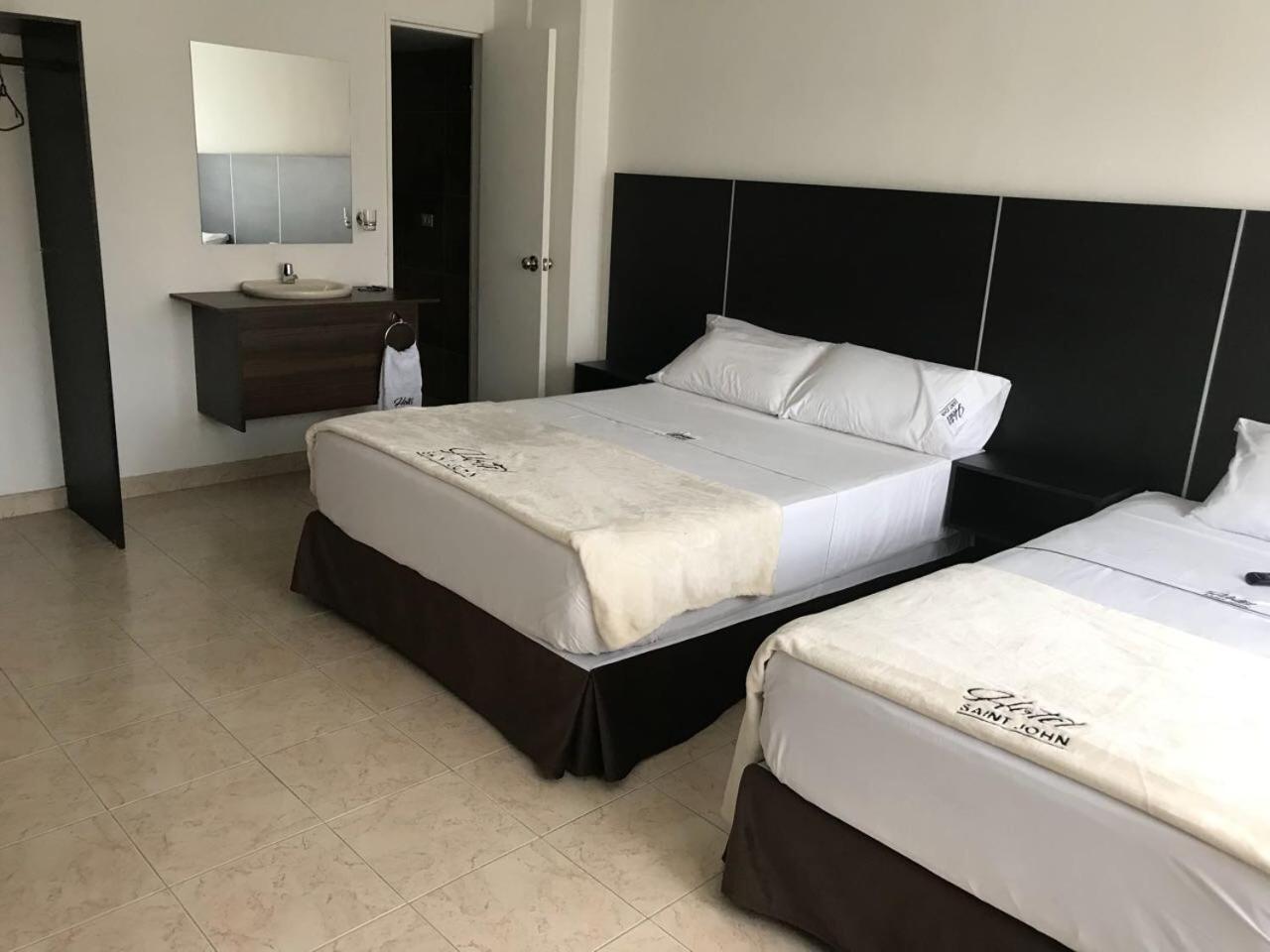 Hotel Saint John Medellín Extérieur photo