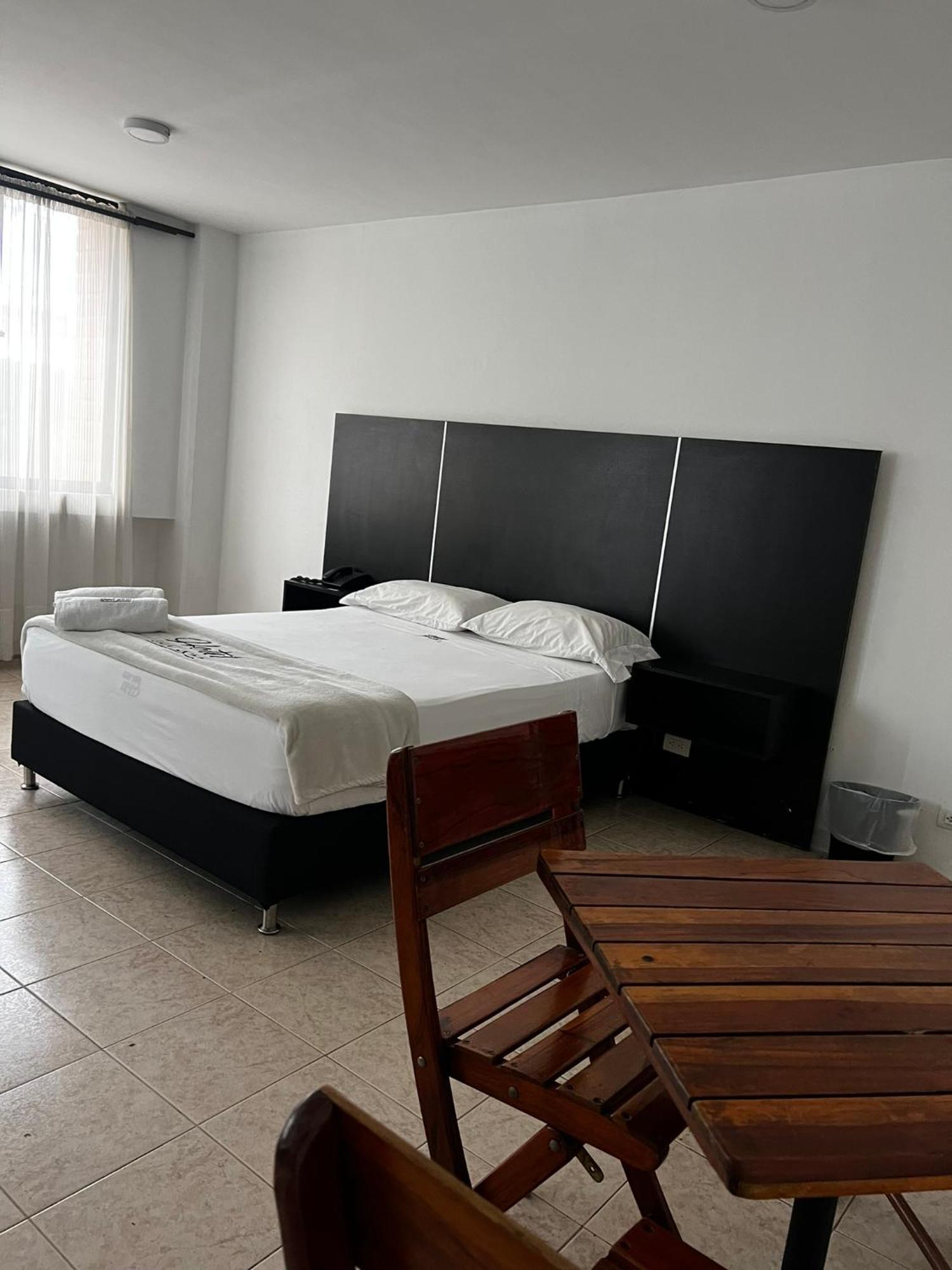 Hotel Saint John Medellín Extérieur photo