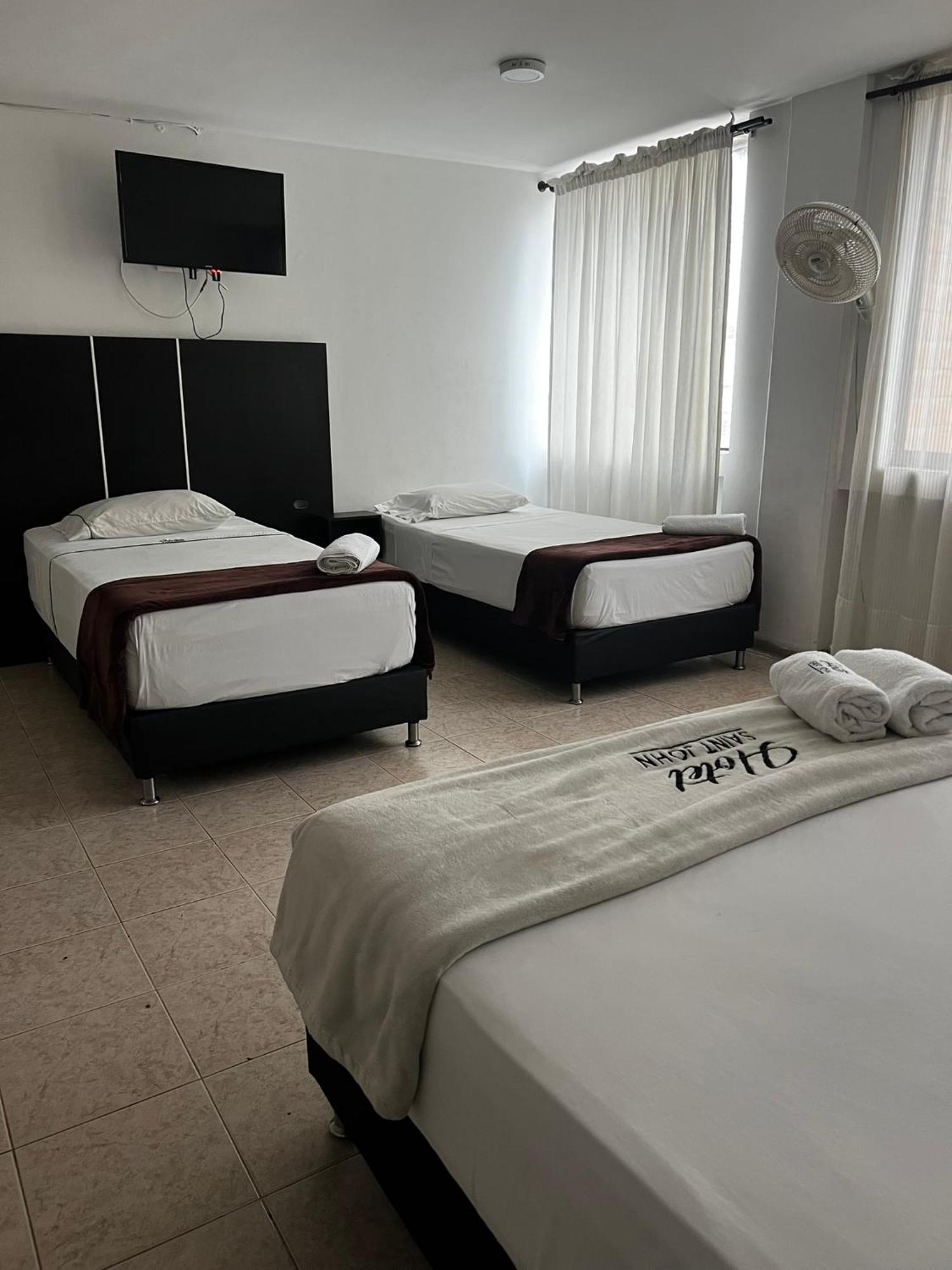 Hotel Saint John Medellín Extérieur photo