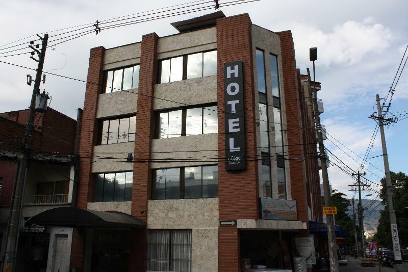 Hotel Saint John Medellín Extérieur photo