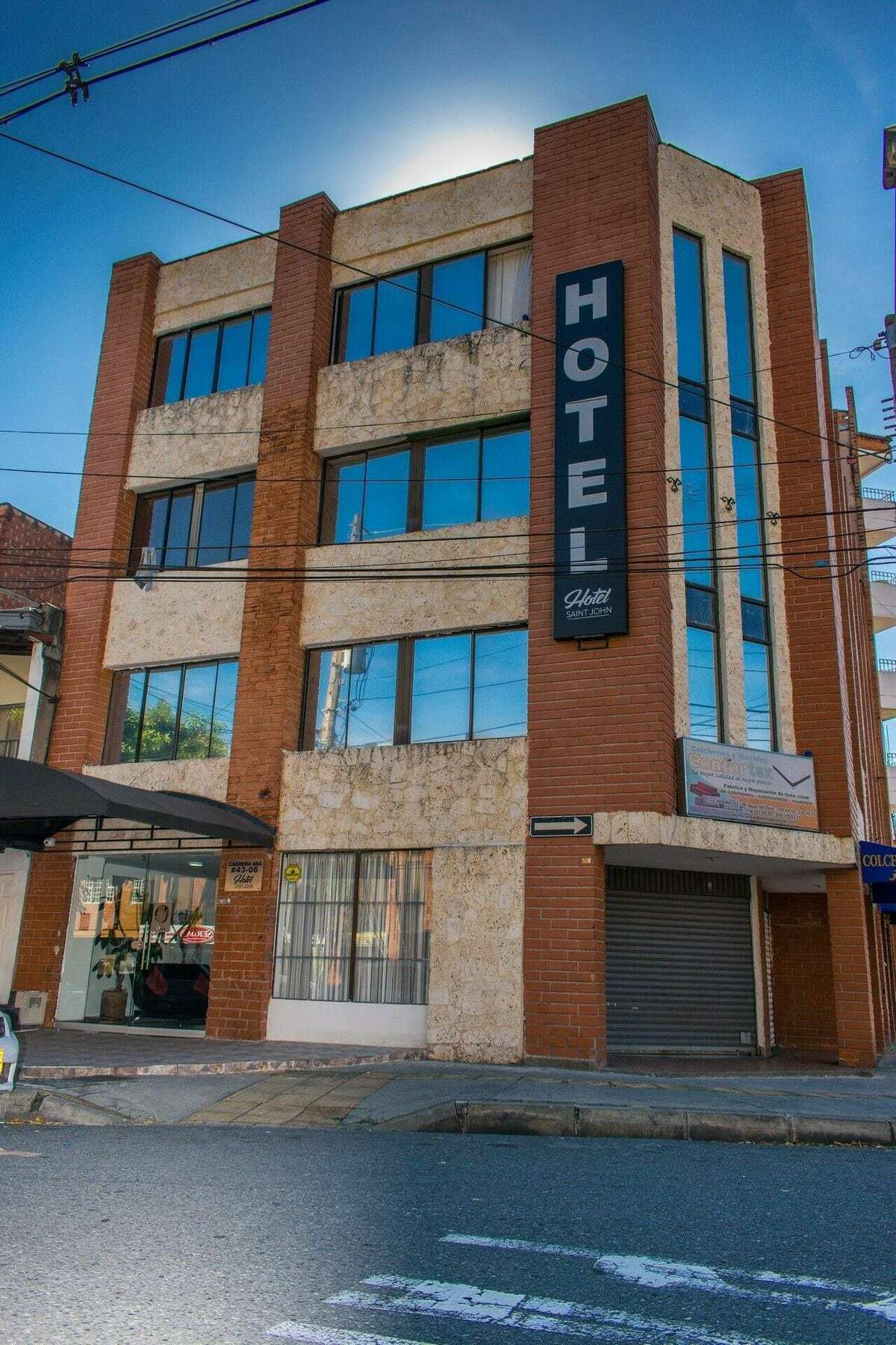 Hotel Saint John Medellín Extérieur photo